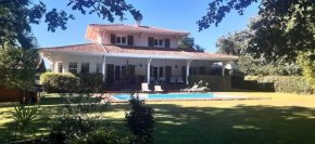 Villa Romance